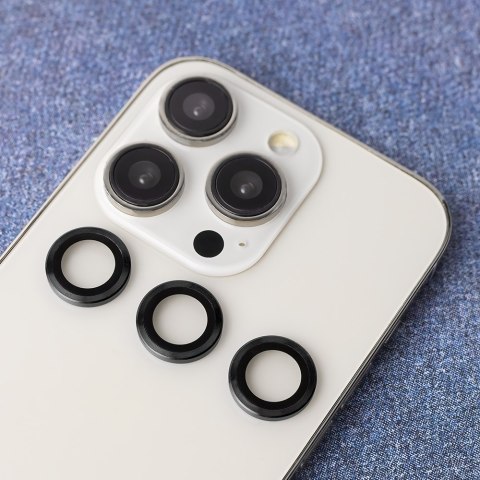 Zestaw szkieł na aparat do iPhone 14 / 14 Plus czarna ramka (2 sztuki) Zestaw szkieł na aparat do iPhone 14 / 14 Plus czarna ramka (2 sztuki)