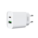 XO ładowarka sieciowa CE02A PD 20W QC 3.0 18W 1x USB 1x USB-C biała