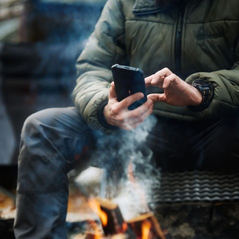 Smartfon Hammer Iron V pomarańczowy Smartfon Hammer Iron V pomarańczowy