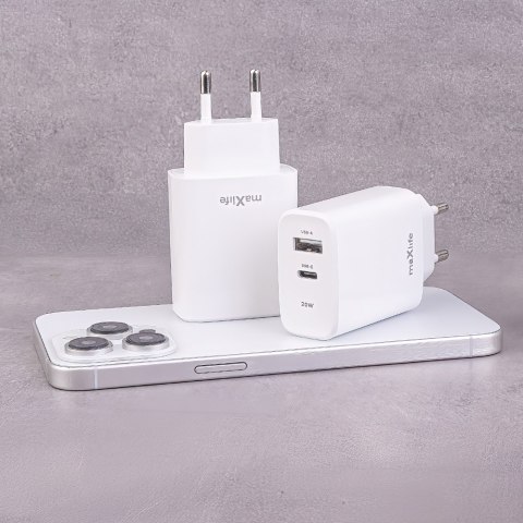 Maxlife ładowarka sieciowa PD QC MXTC-10-20AC 1x USB-C 1x USB 20W biała Maxlife ładowarka sieciowa PD QC MXTC-10-20AC 1x USB-C 1x USB 20W biała